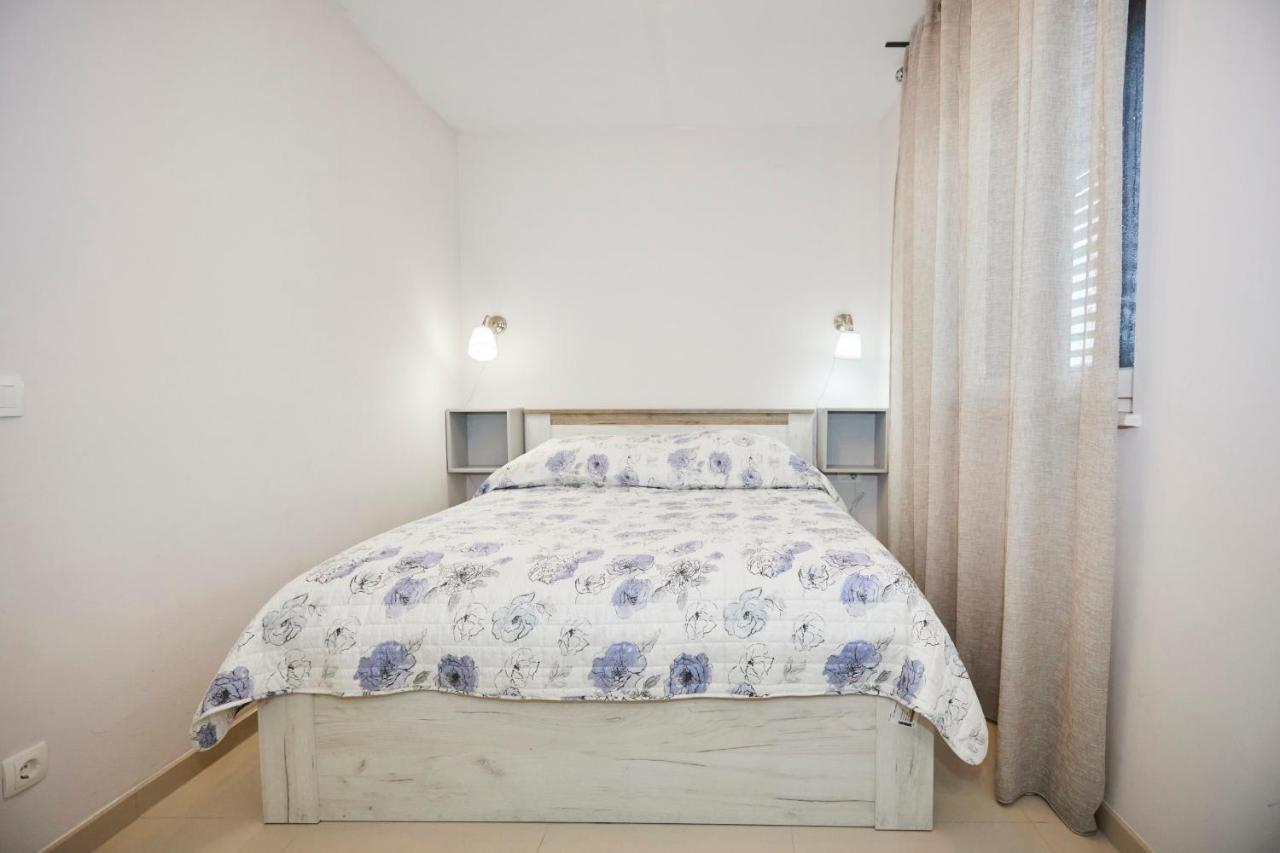 Villa Grdelina Supetar Εξωτερικό φωτογραφία